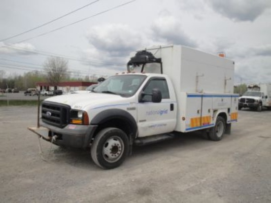 2006 Ford F550 Enclosed Service Truck,